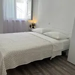 Apartamento M&i, Free Private Parking Makarska