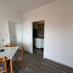 M&i, Free Private Parking * Makarska