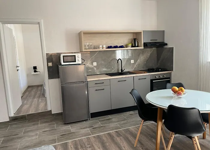 M&i, Free Private Parking Apartamento