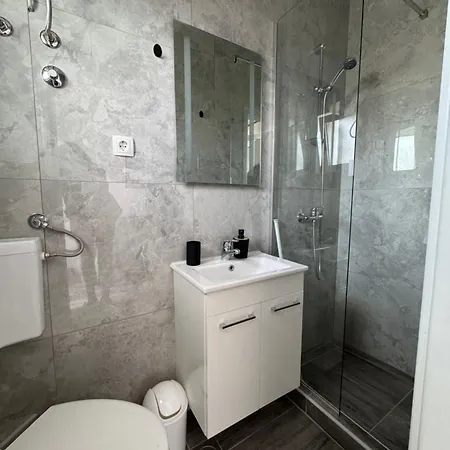 Apartment M&i, Free Private Parking *