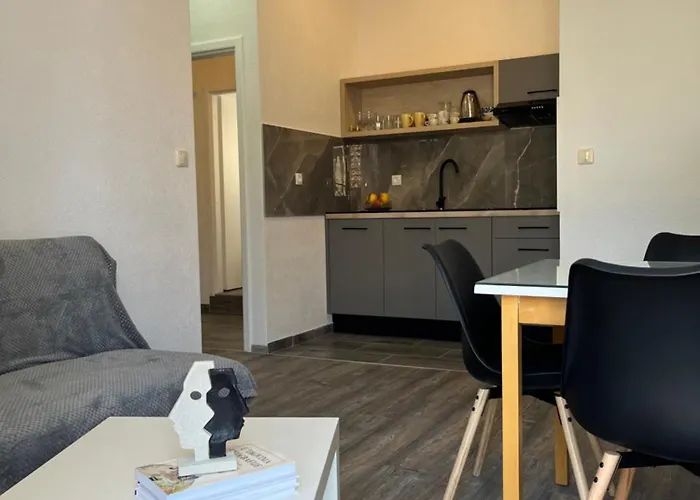 Appartement M&i, Free Private Parking Makarska
