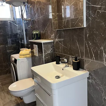 M&i, Free Private Parking Appartement *