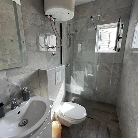 Appartement M&i, Free Private Parking