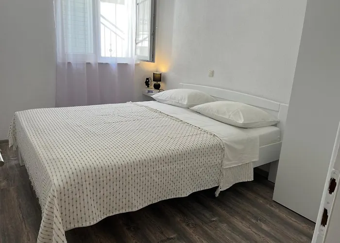 Daire M&i, Free Private Parking Makarska