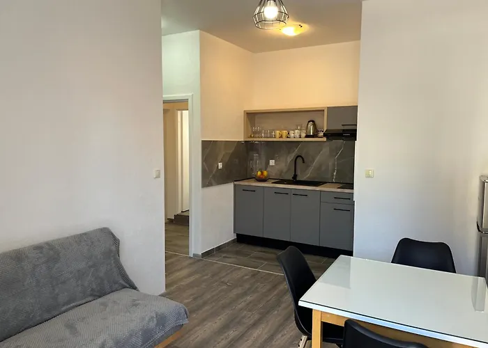 Daire M&i, Free Private Parking Makarska